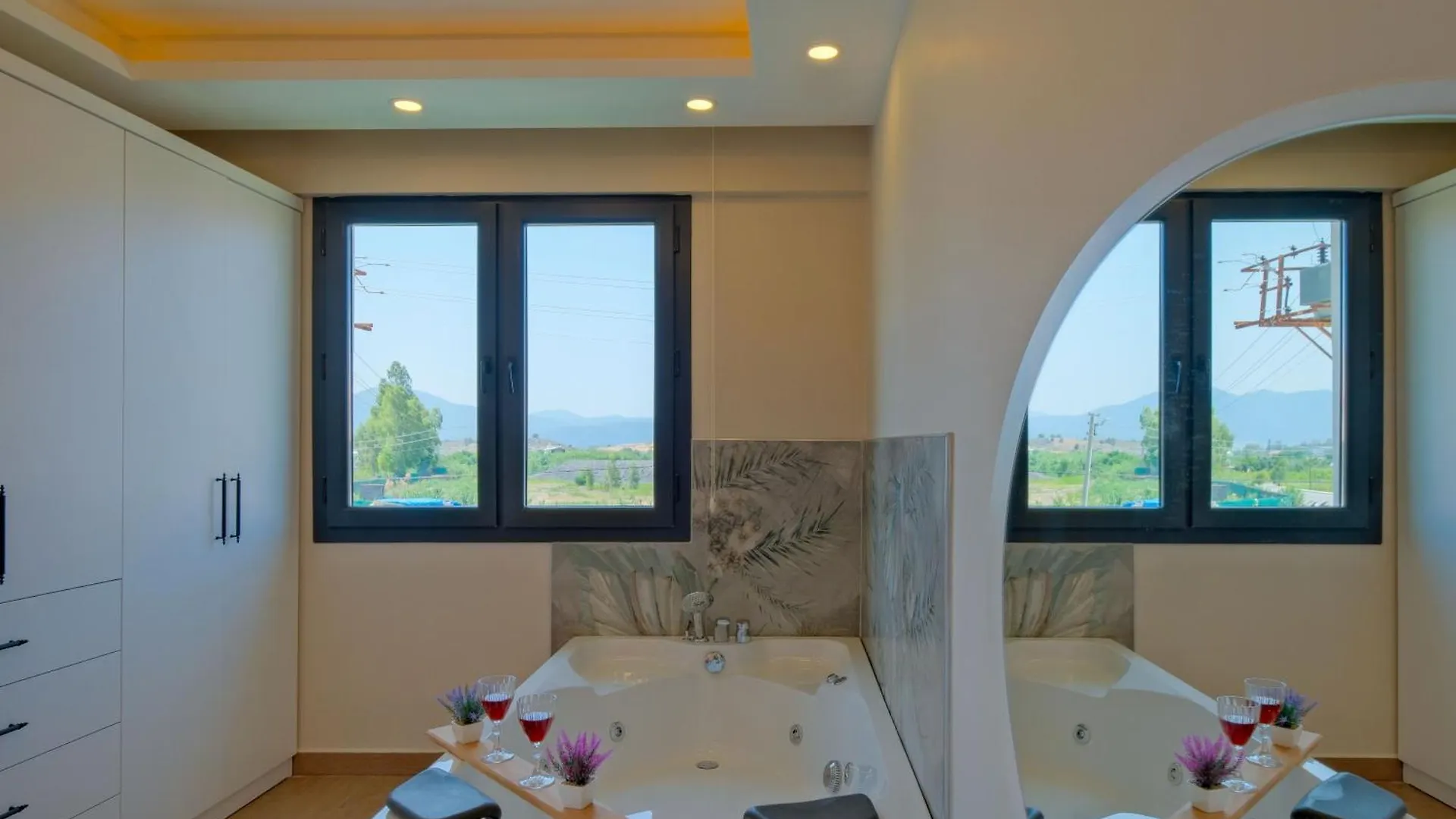 Villa Efems 페티예